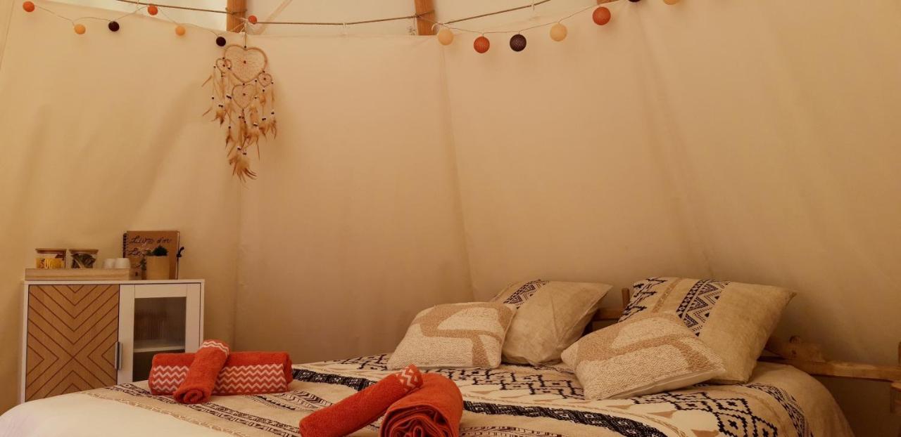 מלון Cambounes Le Tipi A Marie, Deconnectez- Vous !!! מראה חיצוני תמונה