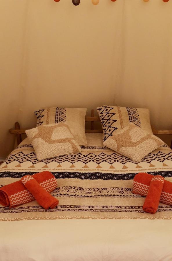 מלון Cambounes Le Tipi A Marie, Deconnectez- Vous !!! מראה חיצוני תמונה
