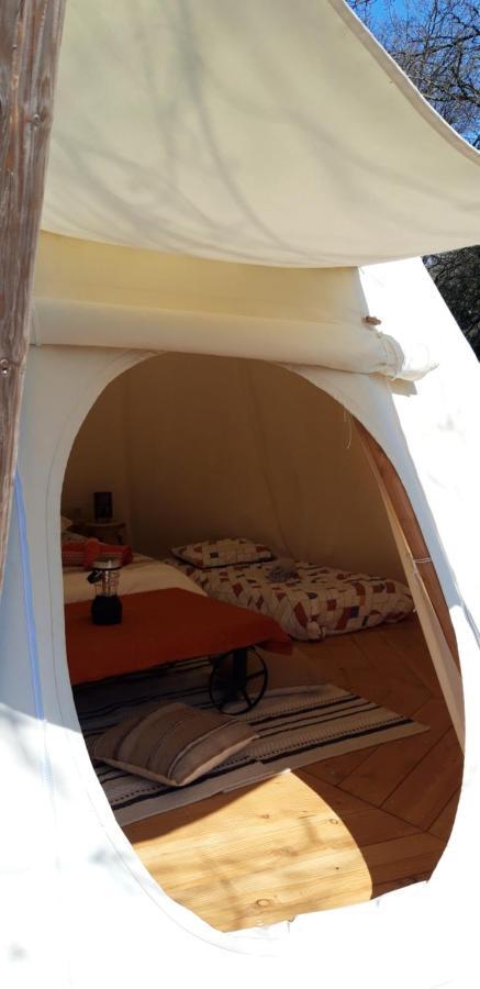 מלון Cambounes Le Tipi A Marie, Deconnectez- Vous !!! מראה חיצוני תמונה