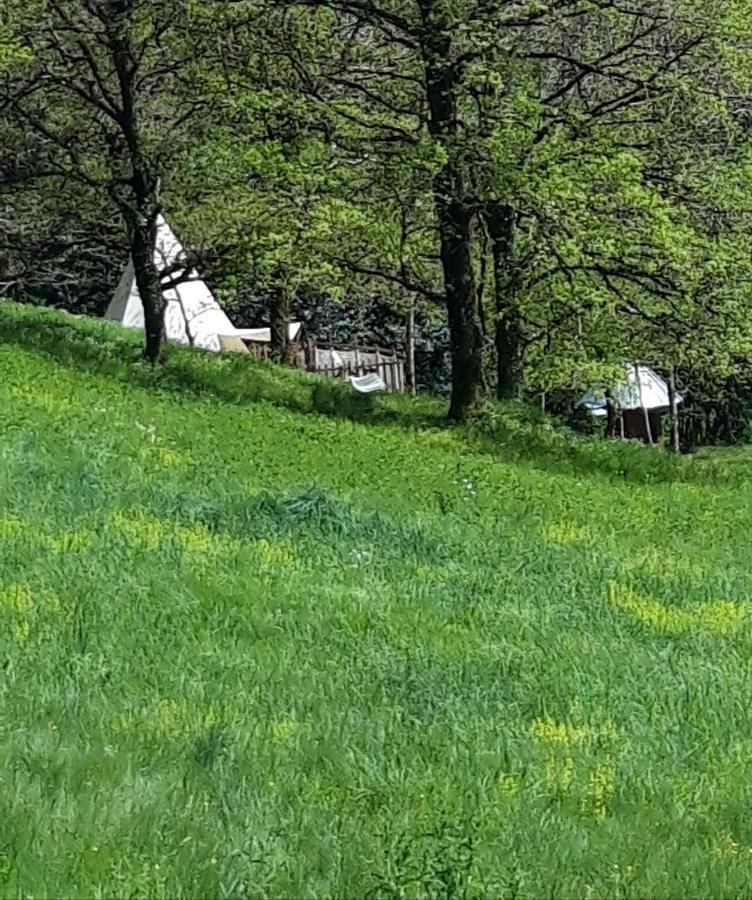 מלון Cambounes Le Tipi A Marie, Deconnectez- Vous !!! מראה חיצוני תמונה